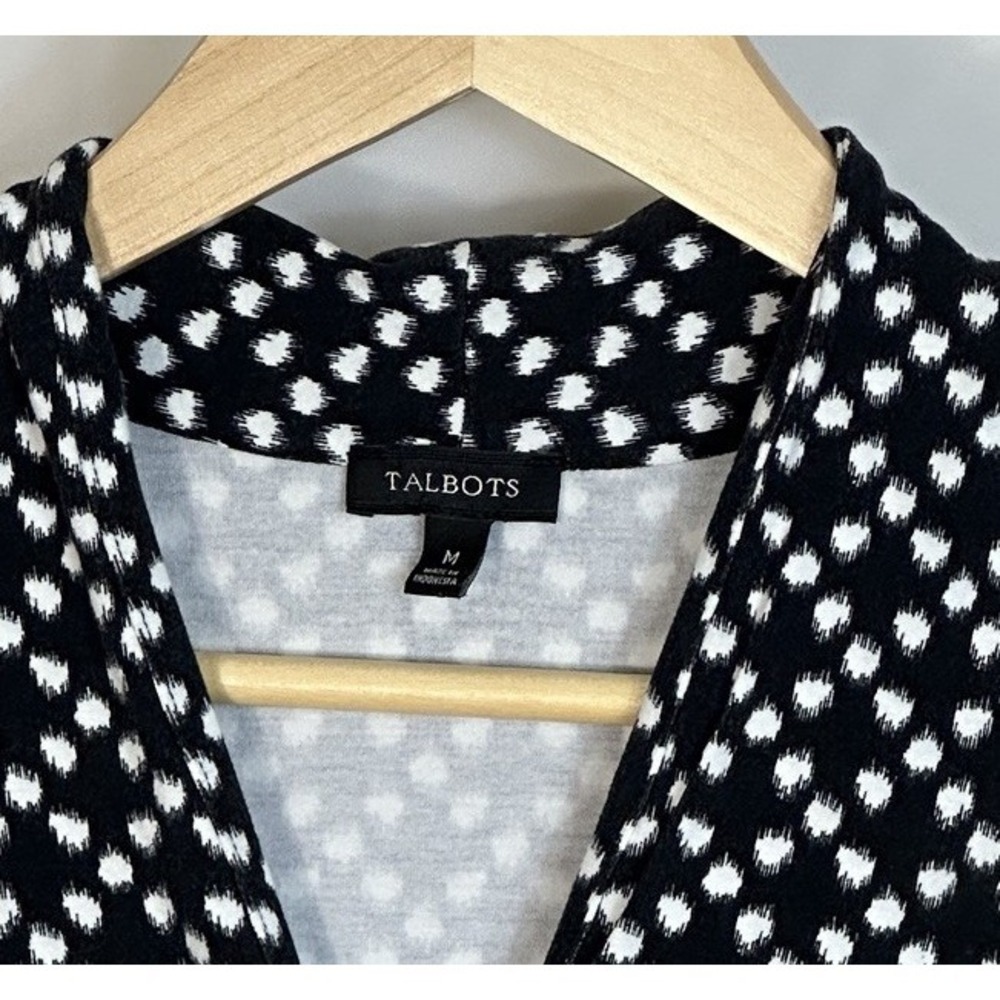 Talbots Black Polka Dot Pullover Blouse Women's Medium V-Neck Short Sleeve - Picture 4 of 6